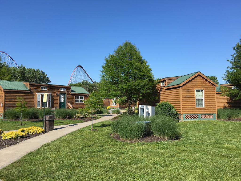 Worlds Of Fun Village カンザスシティ エクステリア 写真