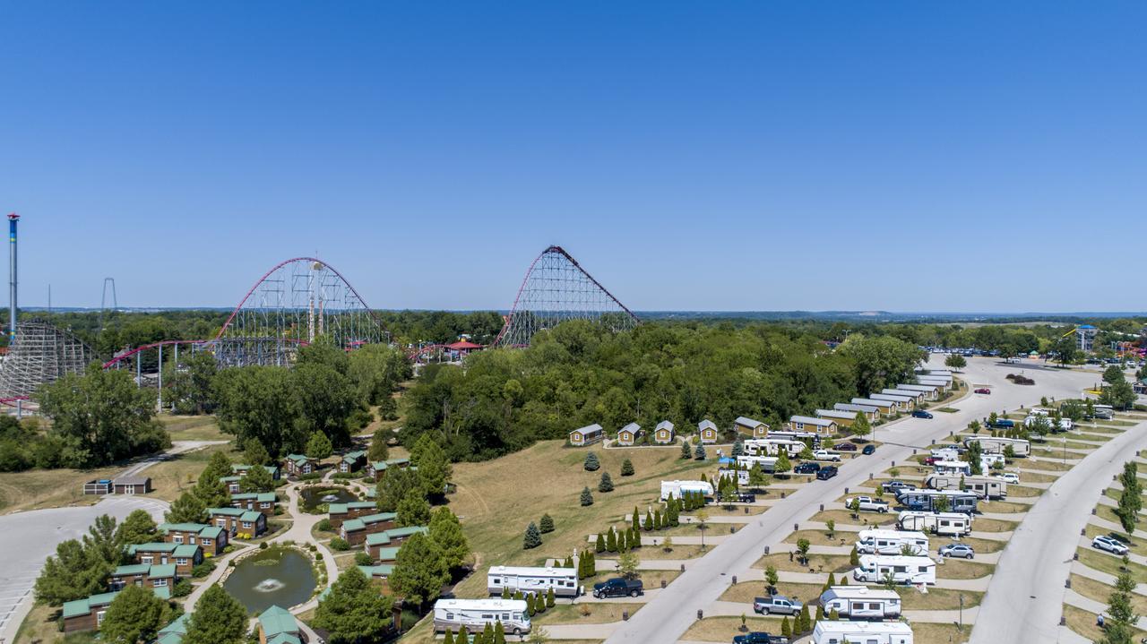 Worlds Of Fun Village カンザスシティ エクステリア 写真